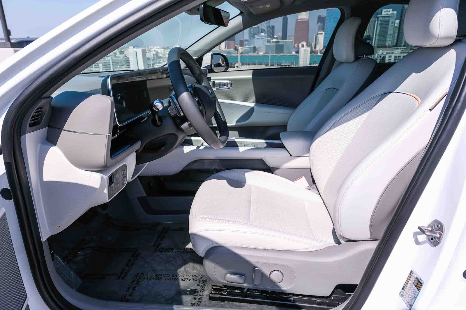 Thumbnail: 2024 Hyundai Ioniq 6 - 19