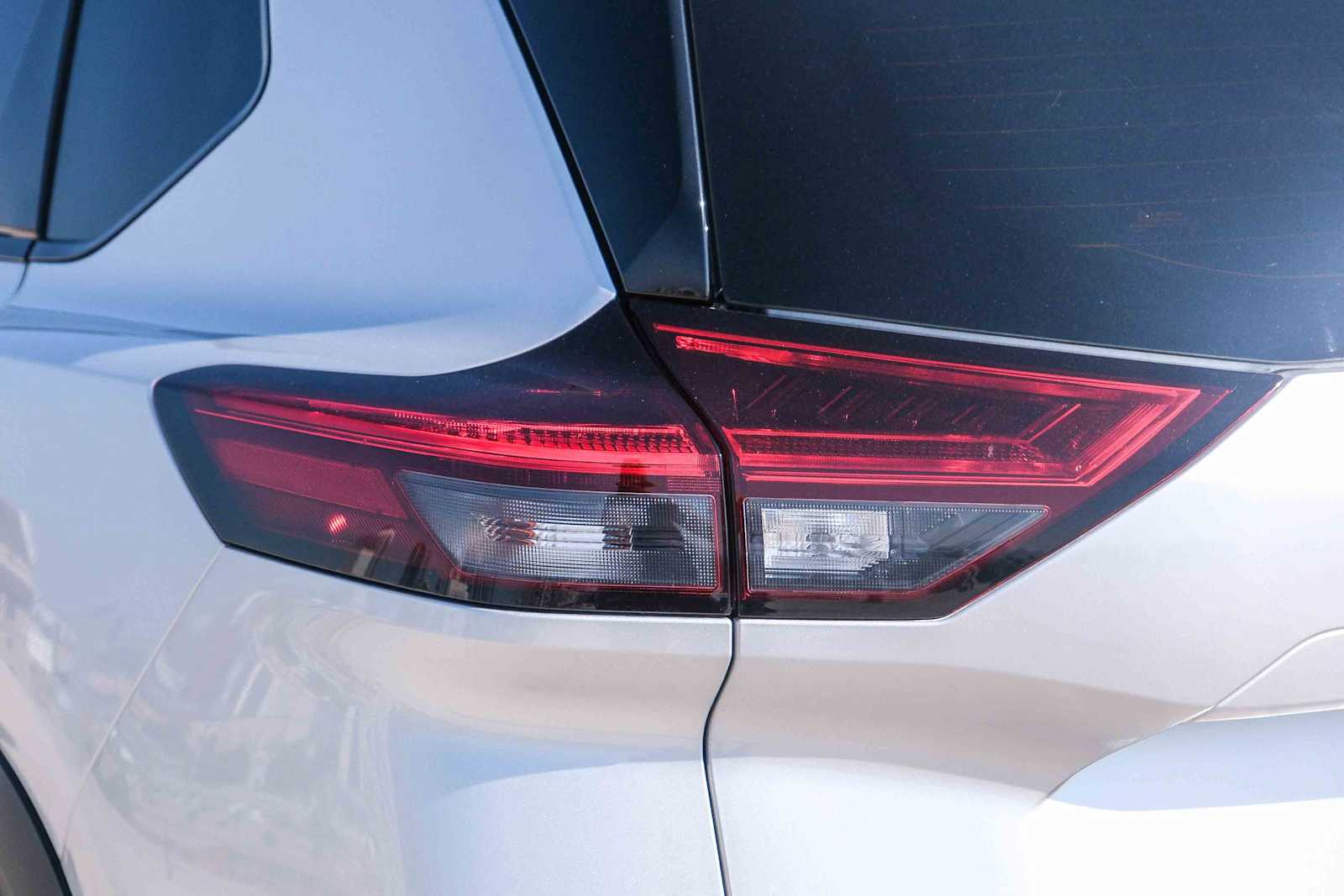 Thumbnail: 2021 Nissan Rogue - 7