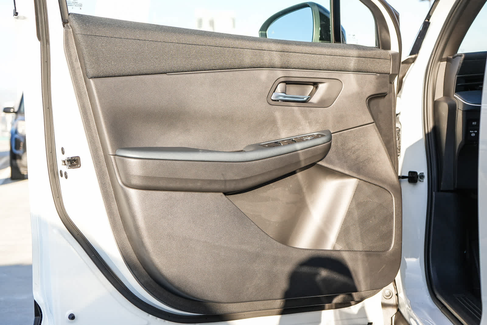 Thumbnail: 2026 Nissan Leaf - 23