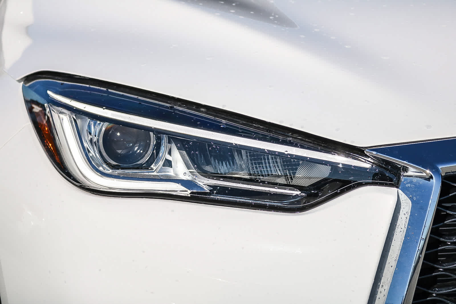 Thumbnail: 2025 INFINITI QX50 - 4