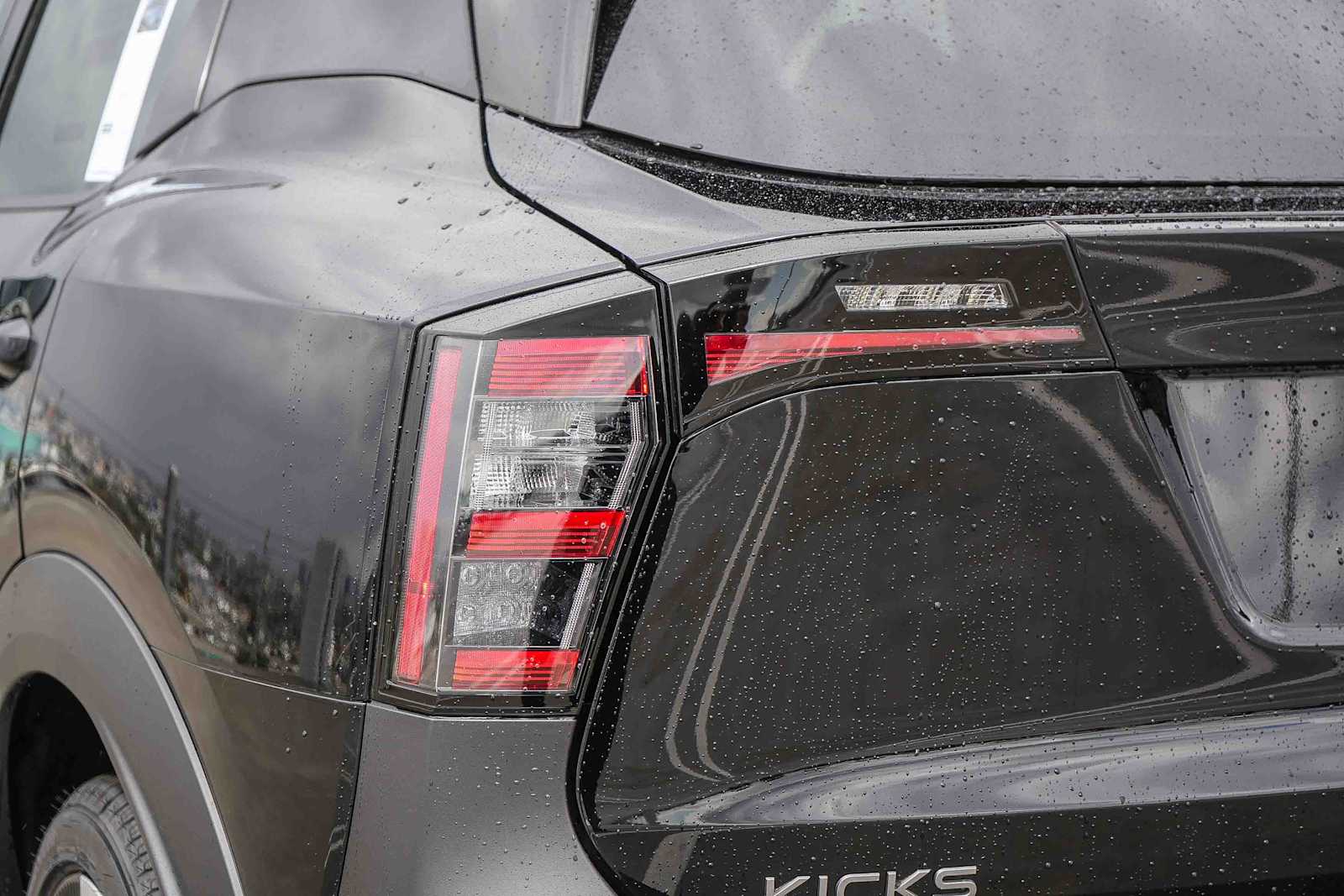 Thumbnail: 2026 Nissan Kicks - 9