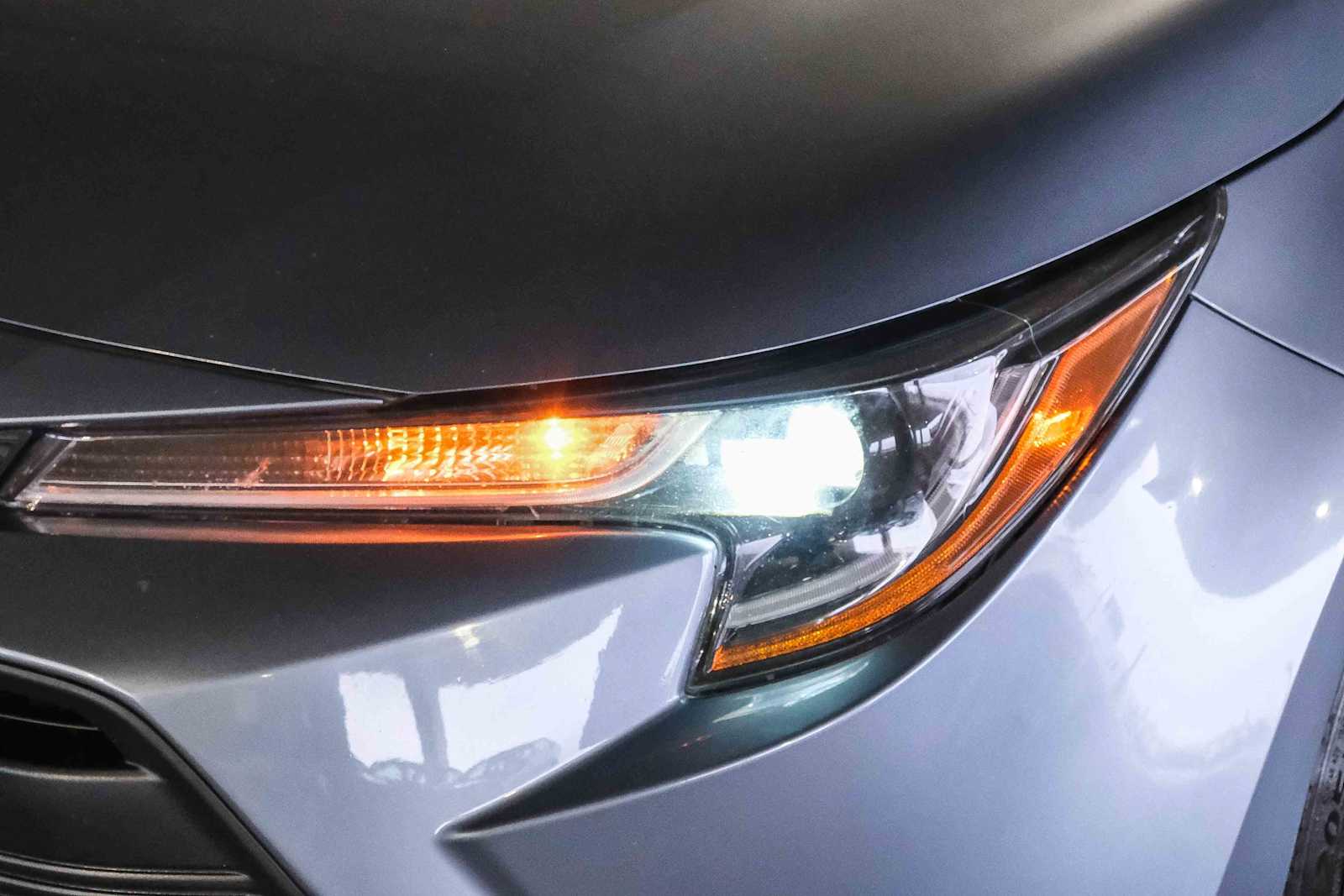 Thumbnail: 2023 Toyota Corolla - 11