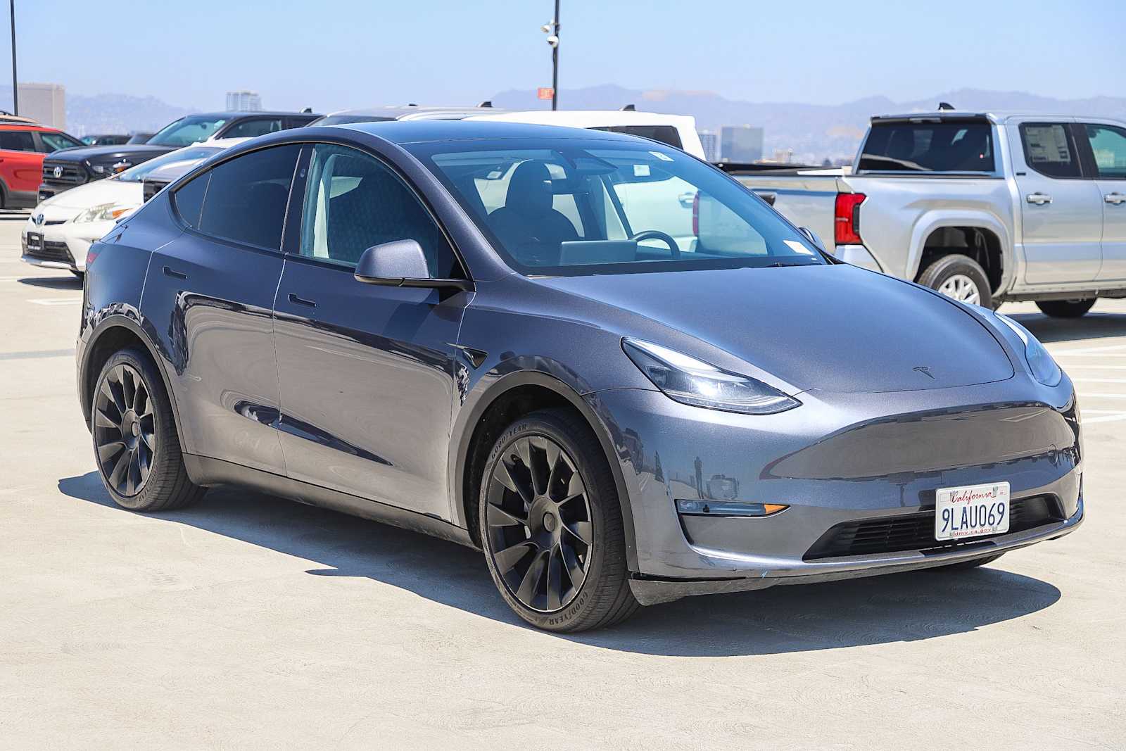 Thumbnail: 2023 Tesla Model Y - 3