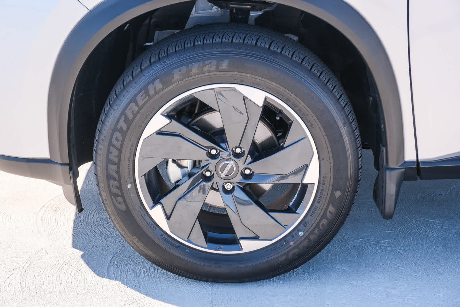 Thumbnail: 2025 Nissan Rogue - 10