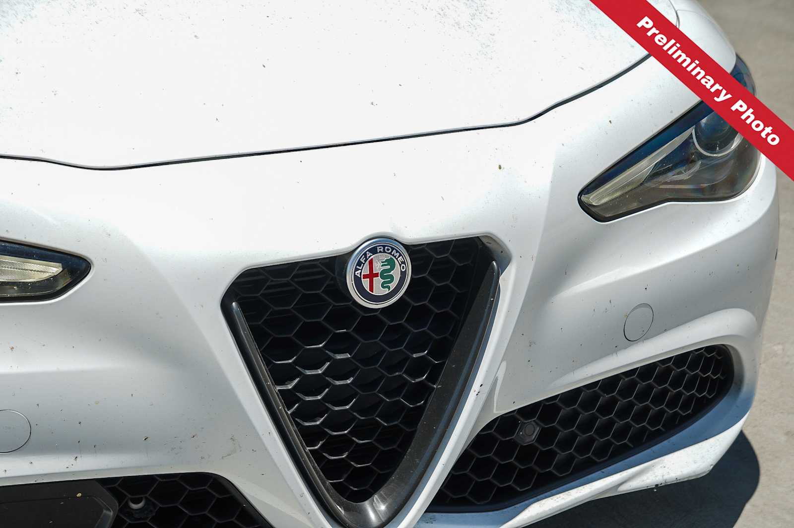 Thumbnail: 2020 Alfa Romeo Giulia - 4