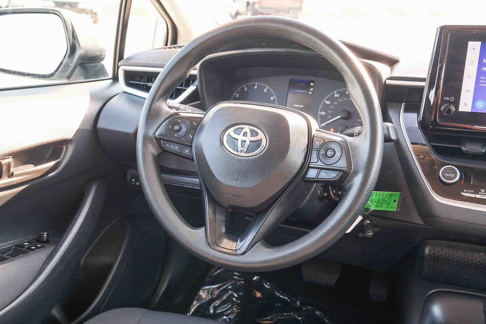 Thumbnail: 2025 Toyota Corolla - 17