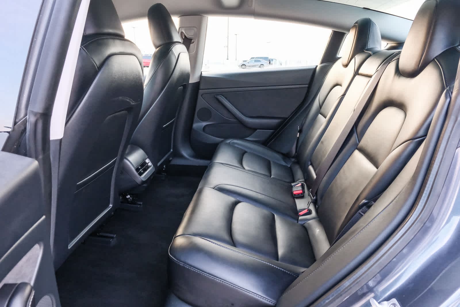 Thumbnail: 2023 Tesla Model 3 - 16