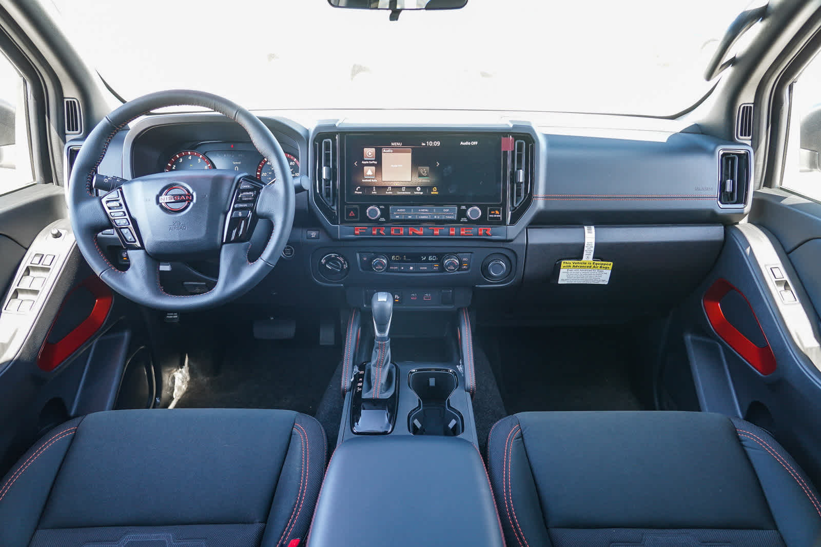 Thumbnail: 2025 Nissan Frontier - 15