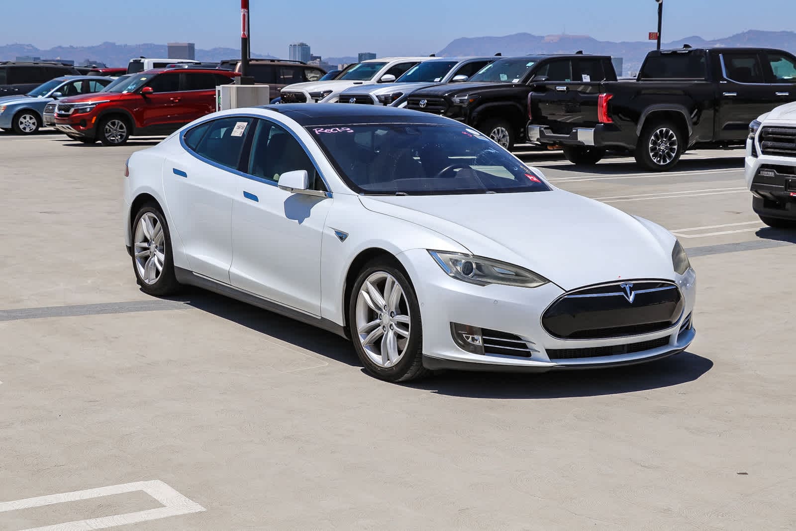 Thumbnail: 2015 Tesla Model S - 3