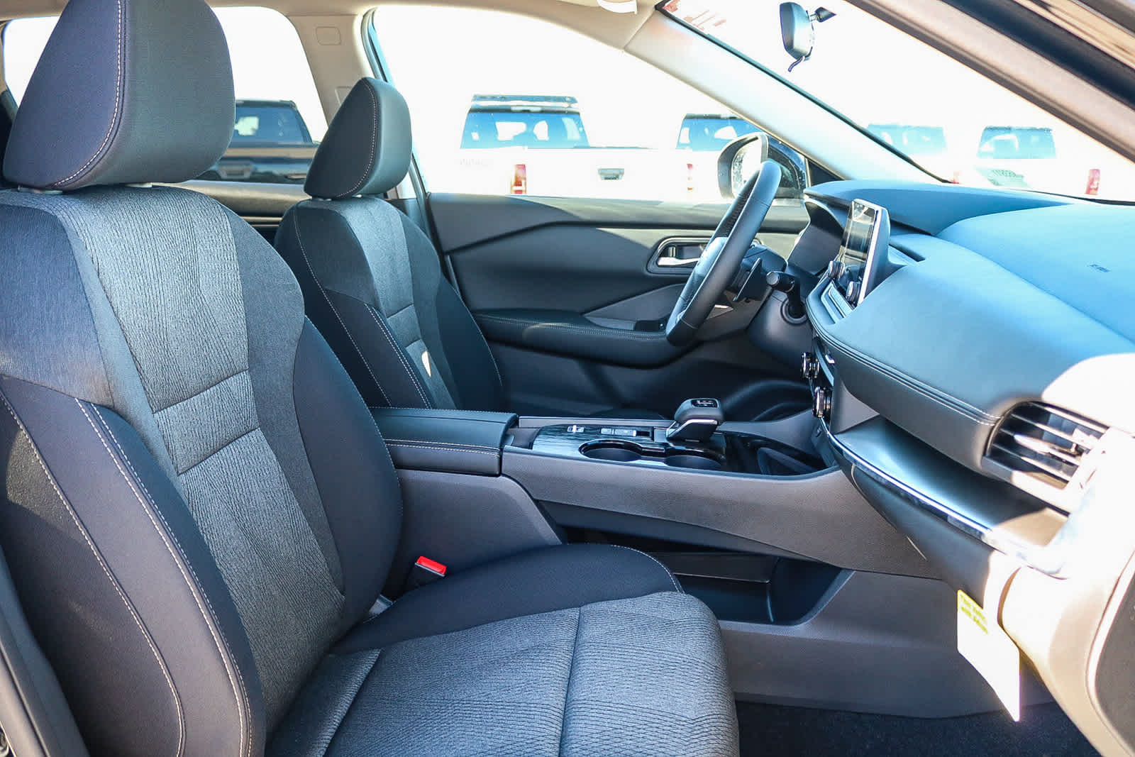 Thumbnail: 2026 Nissan Rogue - 18