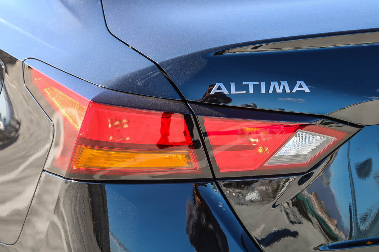 Thumbnail: 2025 Nissan Altima - 10