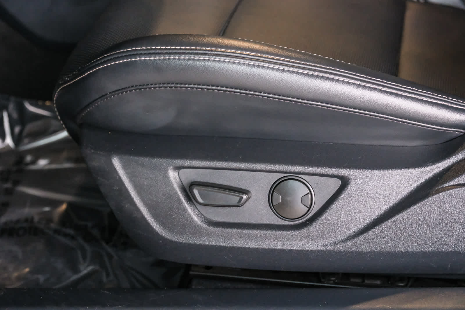 Thumbnail: 2024 Ford Mustang - 24