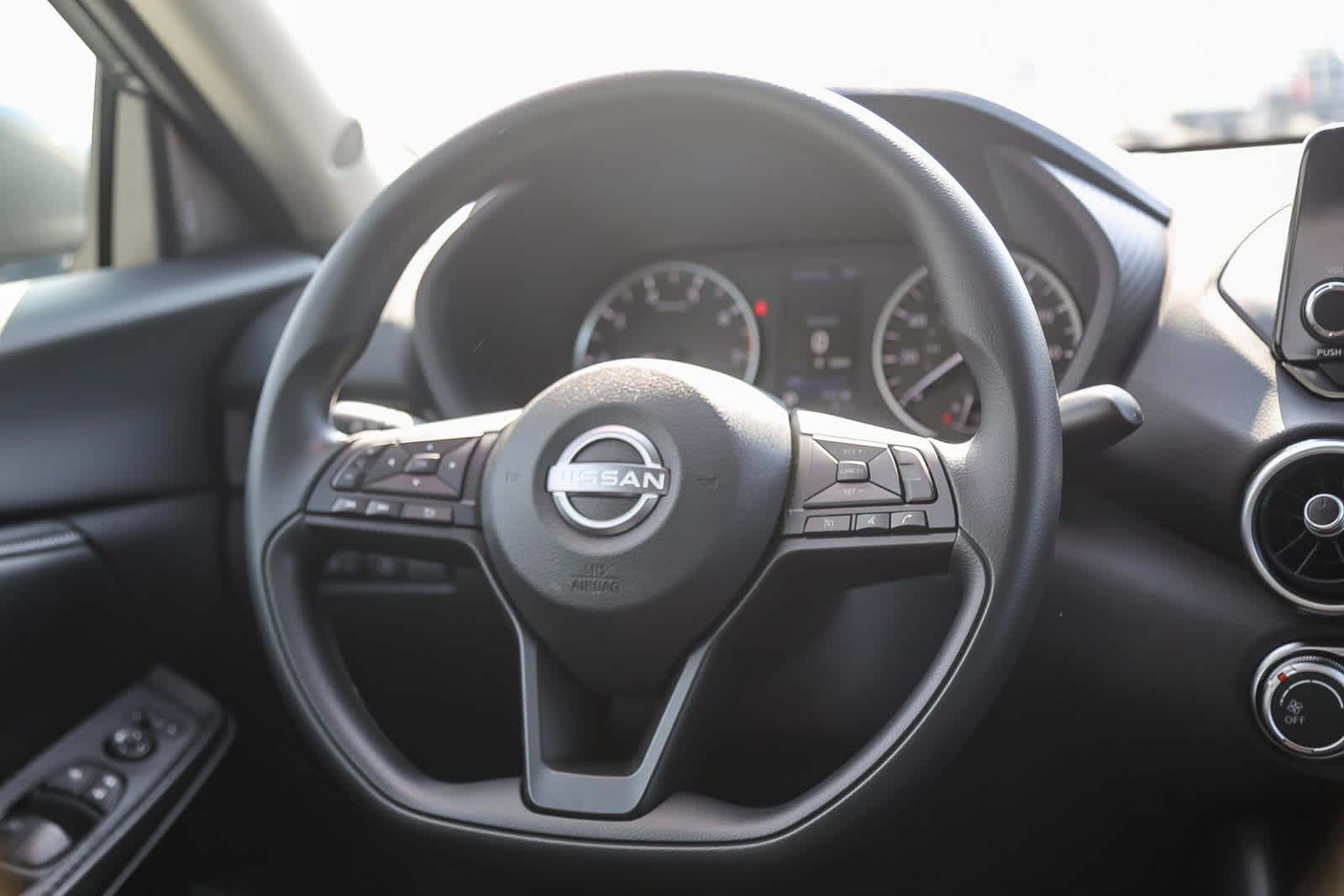 Thumbnail: 2025 Nissan Sentra - 15