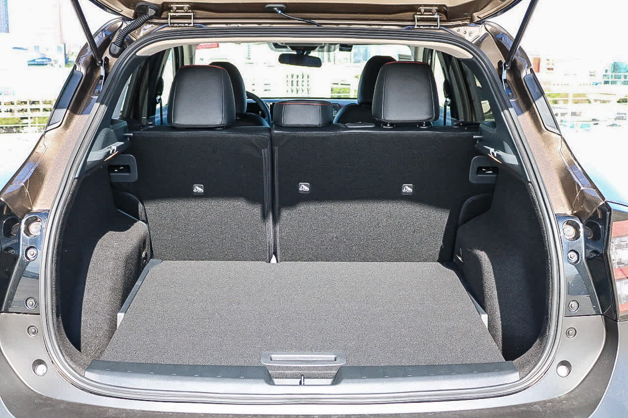 Thumbnail: 2026 Nissan Kicks - 12