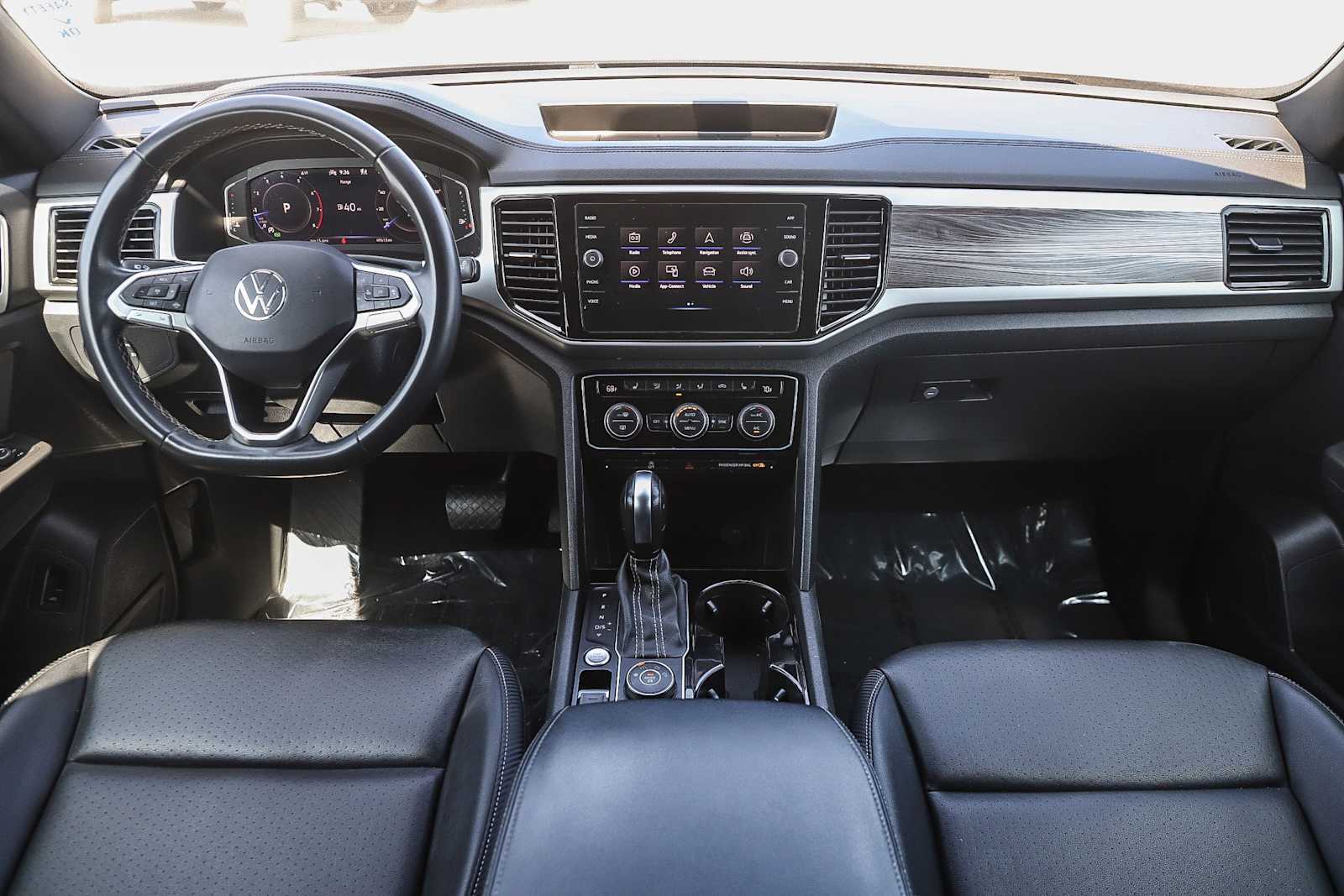 Thumbnail: 2022 Volkswagen Atlas - 6