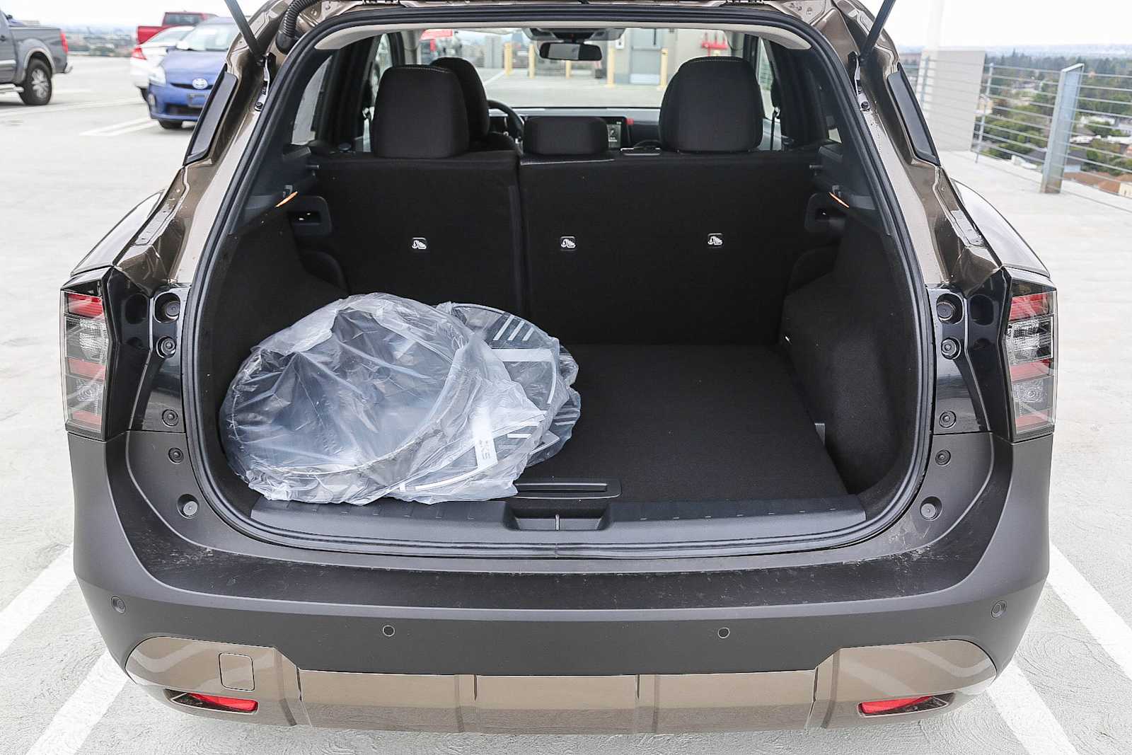 Thumbnail: 2025 Nissan Kicks - 11