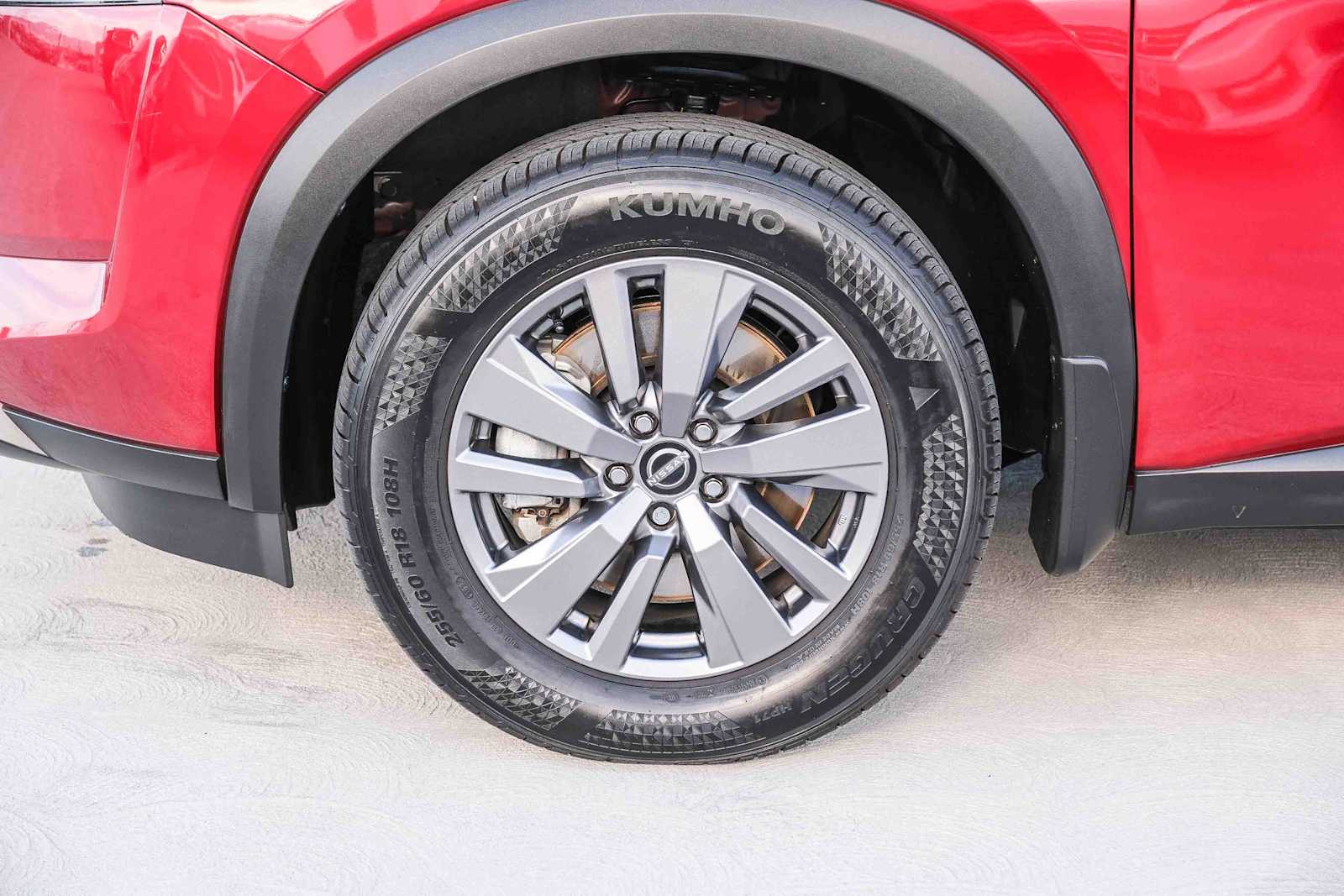 Thumbnail: 2024 Nissan Pathfinder - 10