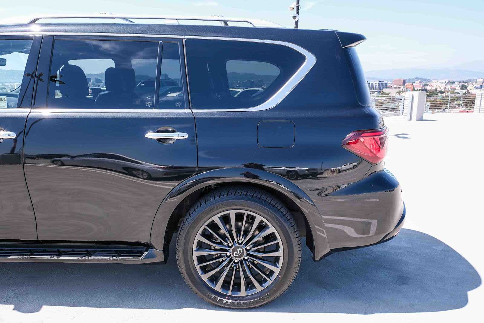 Thumbnail: 2024 INFINITI QX80 - 8