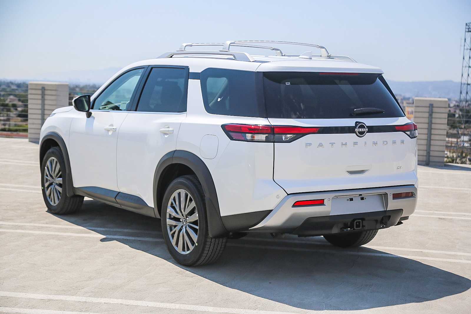 Thumbnail: 2025 Nissan Pathfinder - 8