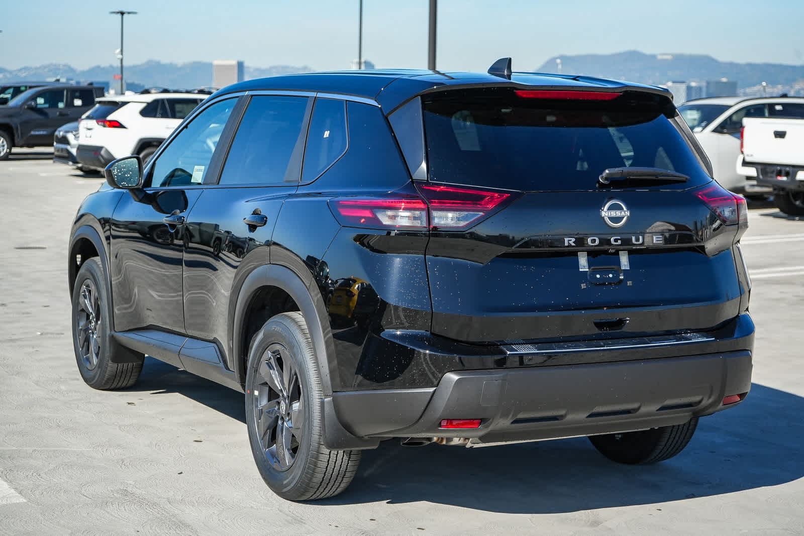 Thumbnail: 2026 Nissan Rogue - 9