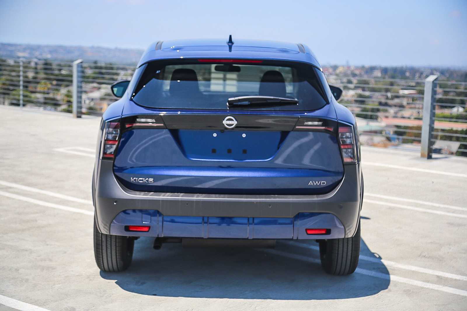 Thumbnail: 2025 Nissan Kicks - 7