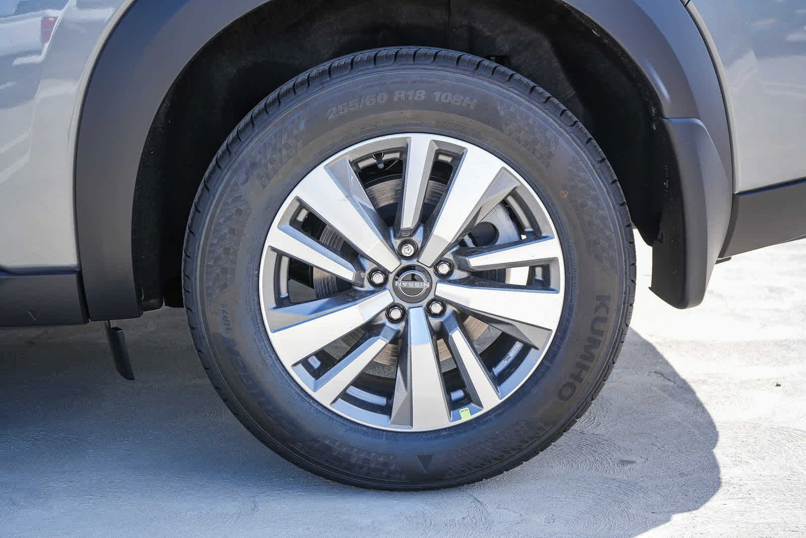 Thumbnail: 2026 Nissan Pathfinder - 10