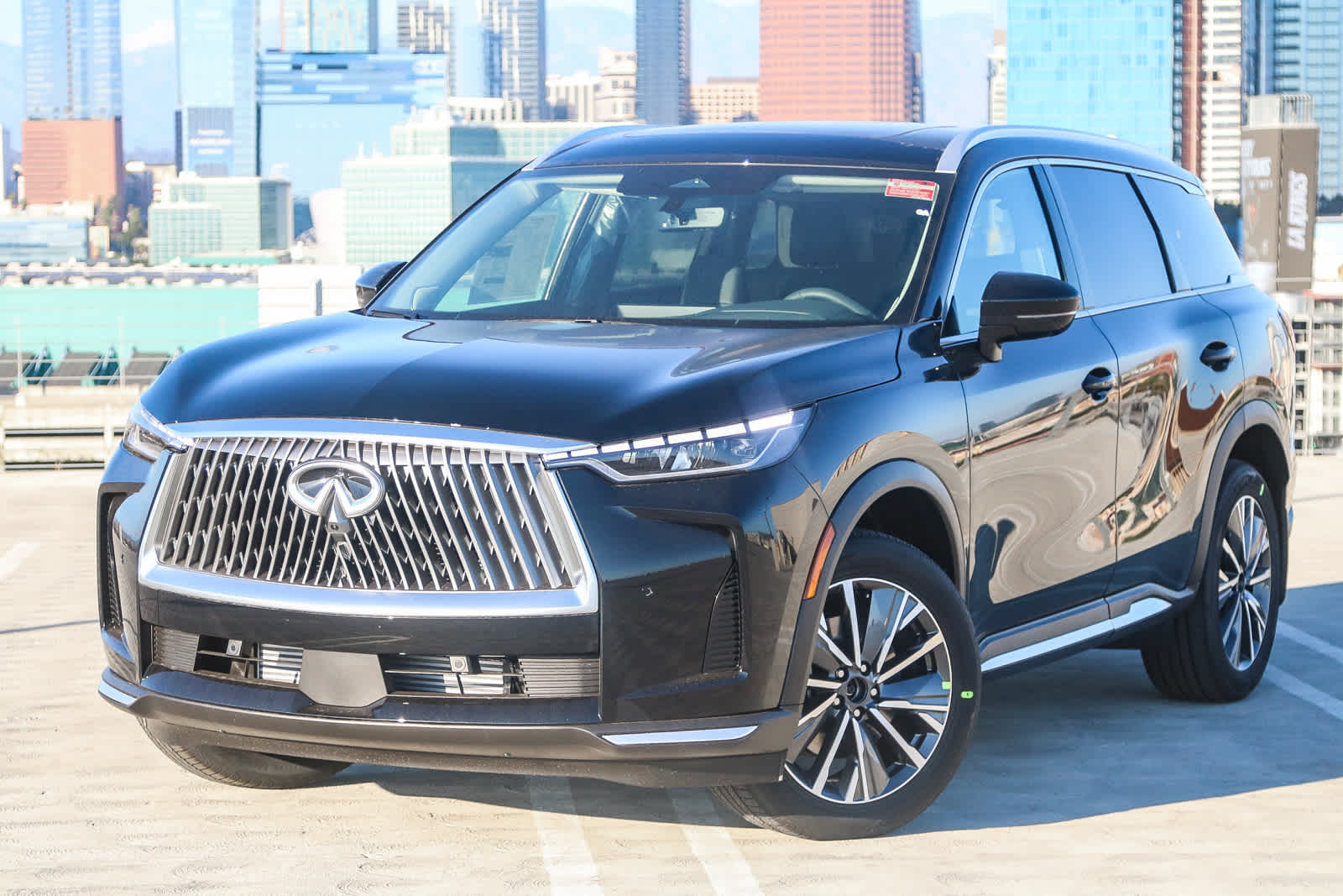 Thumbnail: 2026 INFINITI QX60 - 1