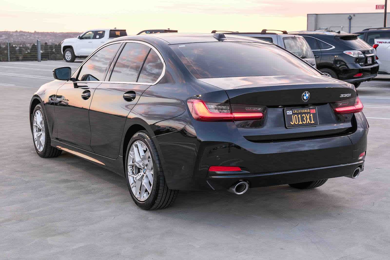 Thumbnail: 2025 BMW 3 Series - 5
