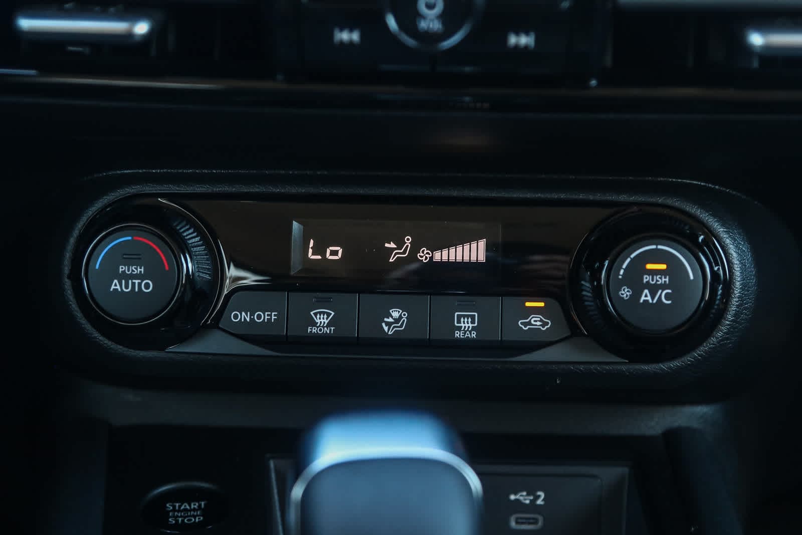 Thumbnail: 2026 Nissan Kicks - 16