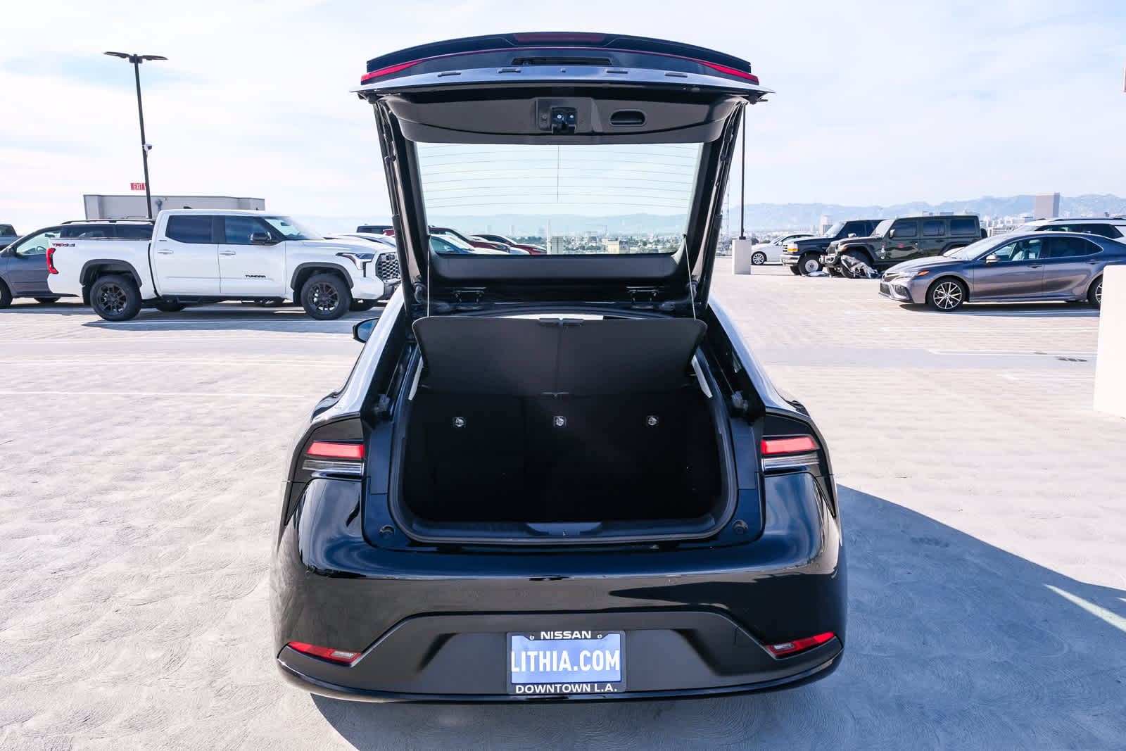 Thumbnail: 2025 Toyota Prius - 25