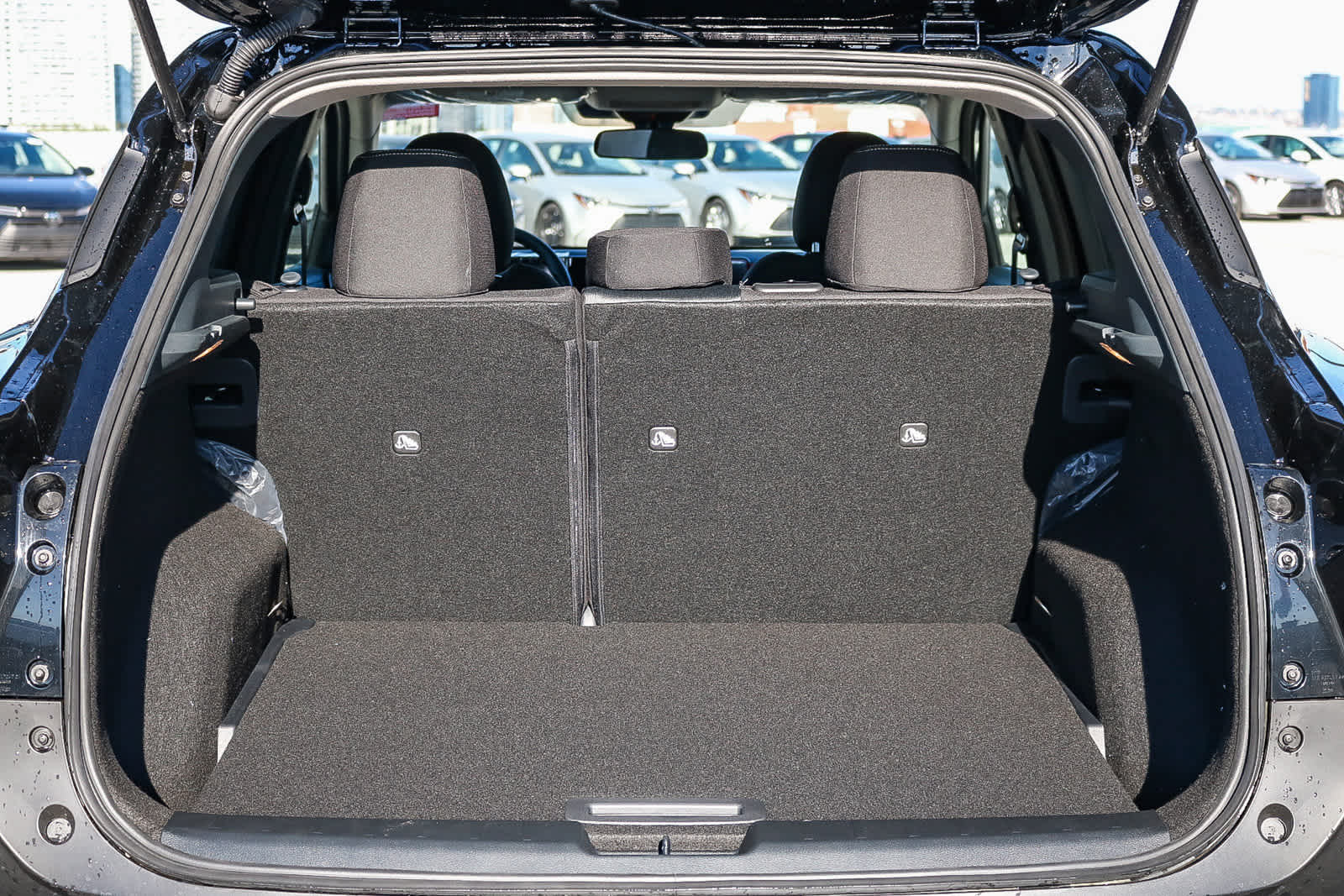 Thumbnail: 2026 Nissan Kicks - 12