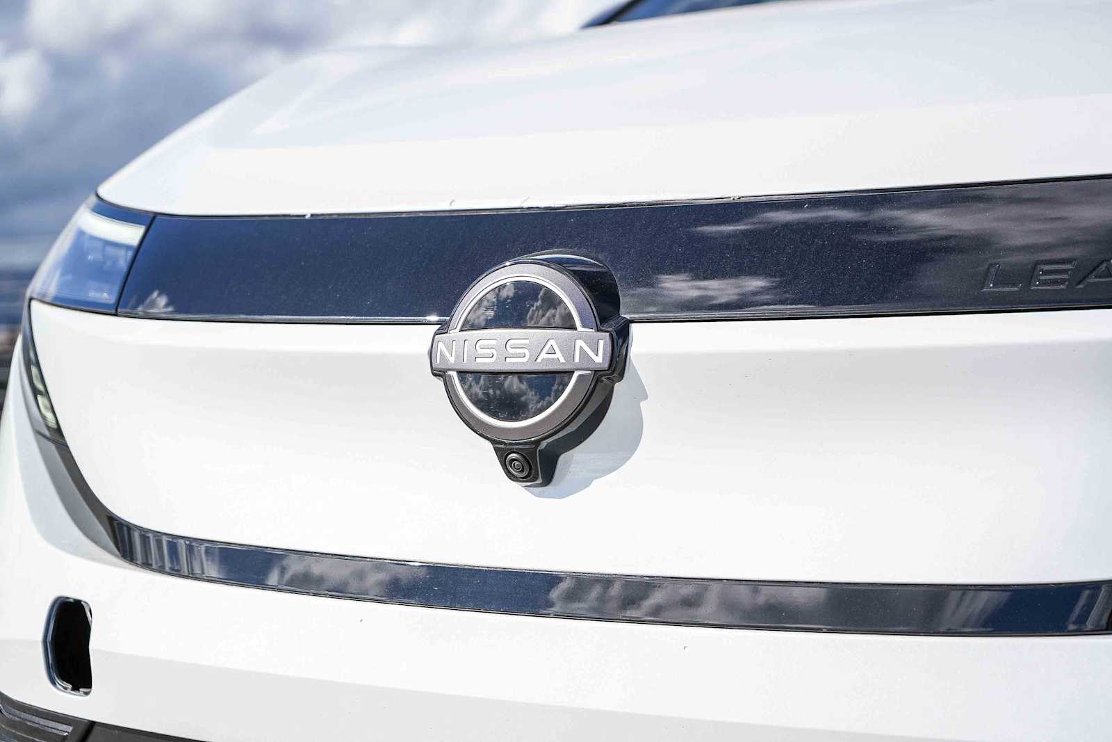 Thumbnail: 2026 Nissan Leaf - 5