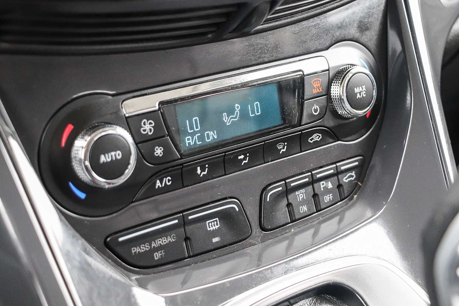 Thumbnail: 2013 Ford Escape - 24