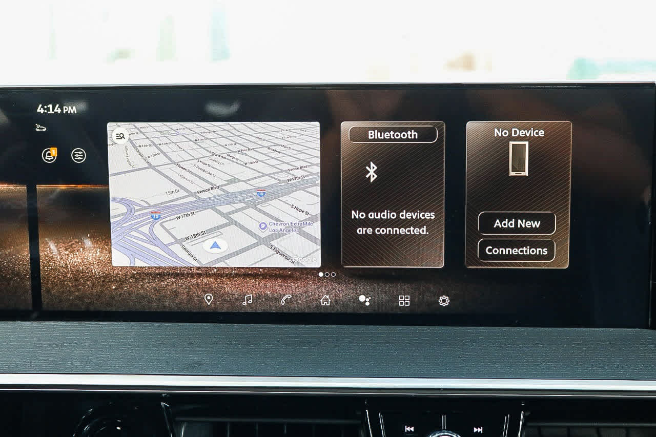 Thumbnail: 2026 INFINITI QX80 - 17