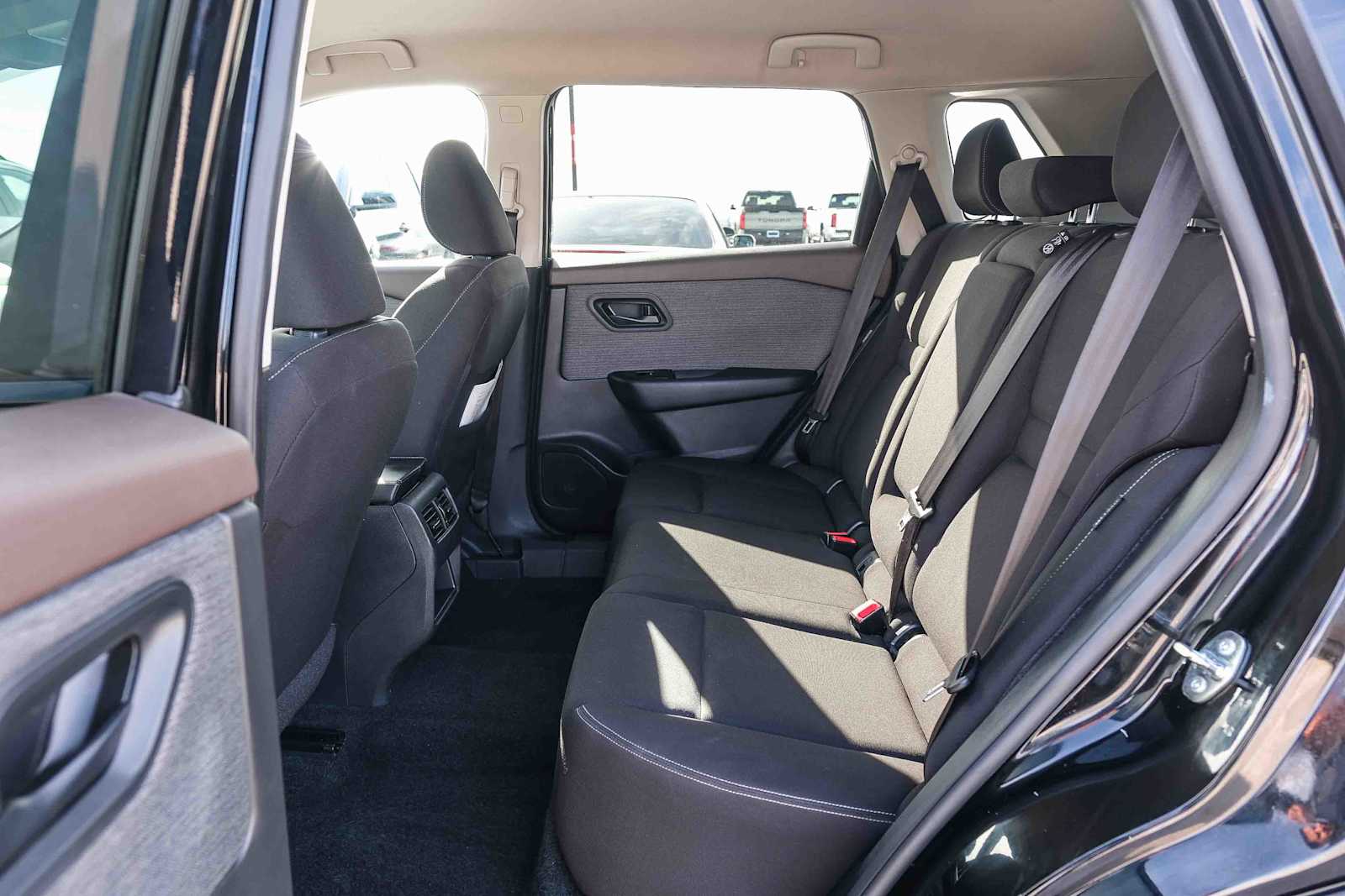 Thumbnail: 2023 Nissan Rogue - 19