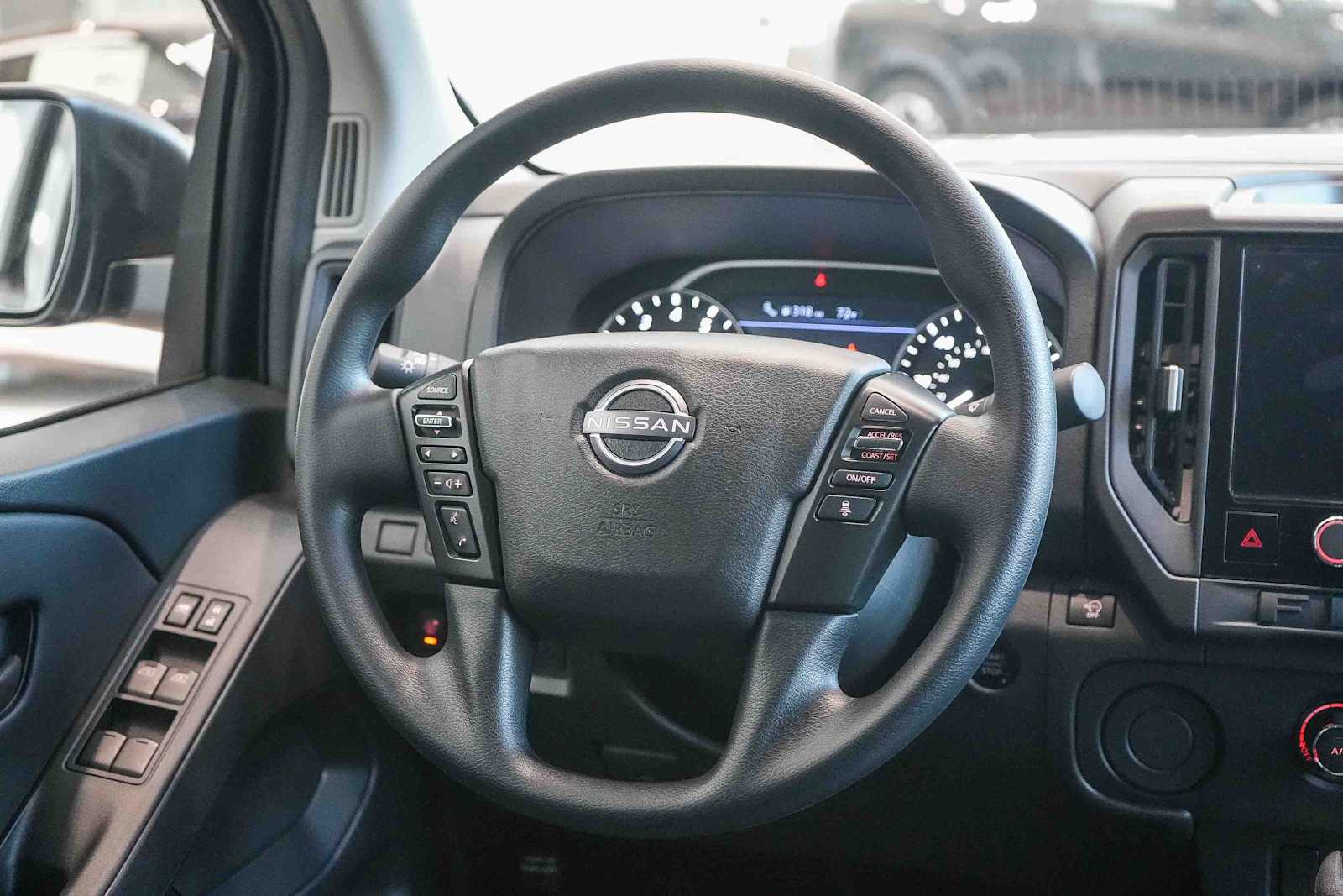 Thumbnail: 2026 Nissan Frontier - 14