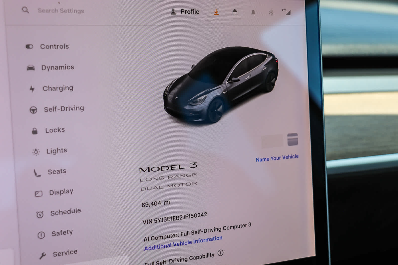 Thumbnail: 2018 Tesla Model 3 - 28