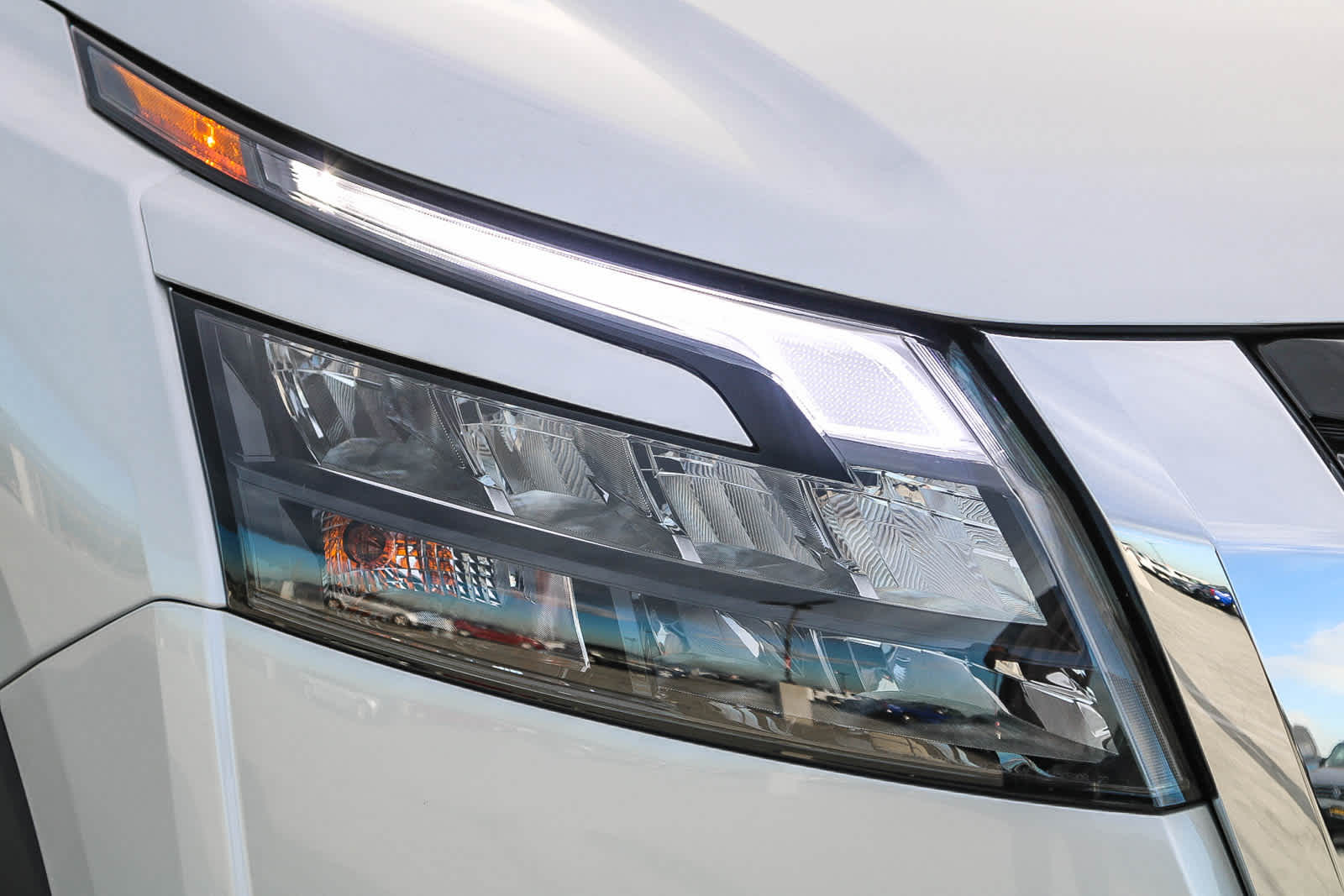 Thumbnail: 2025 Nissan Pathfinder - 4
