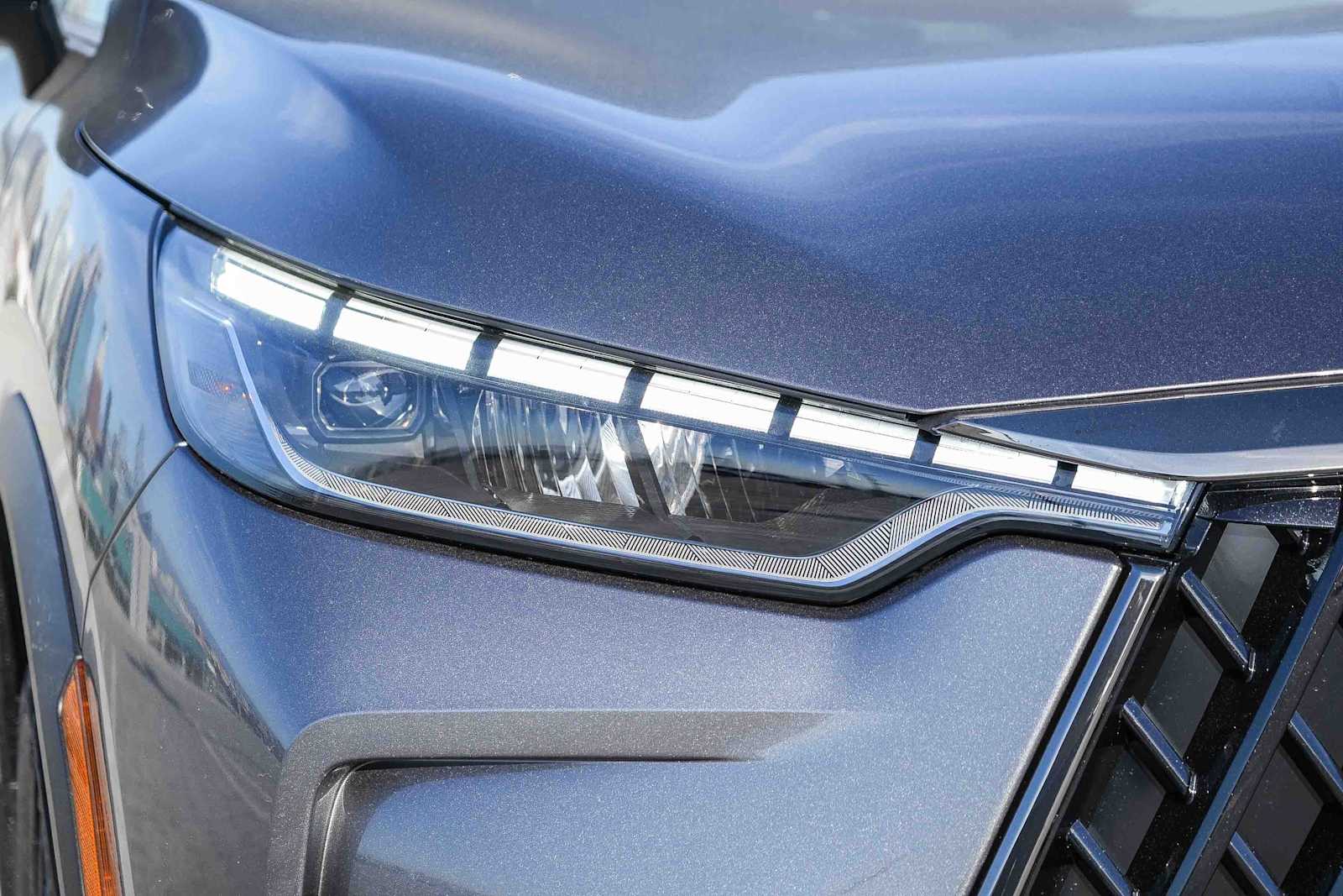Thumbnail: 2026 INFINITI QX60 - 4