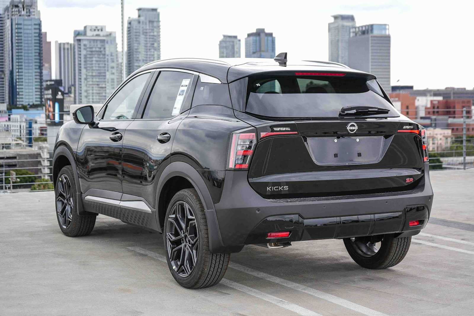 Thumbnail: 2026 Nissan Kicks - 8