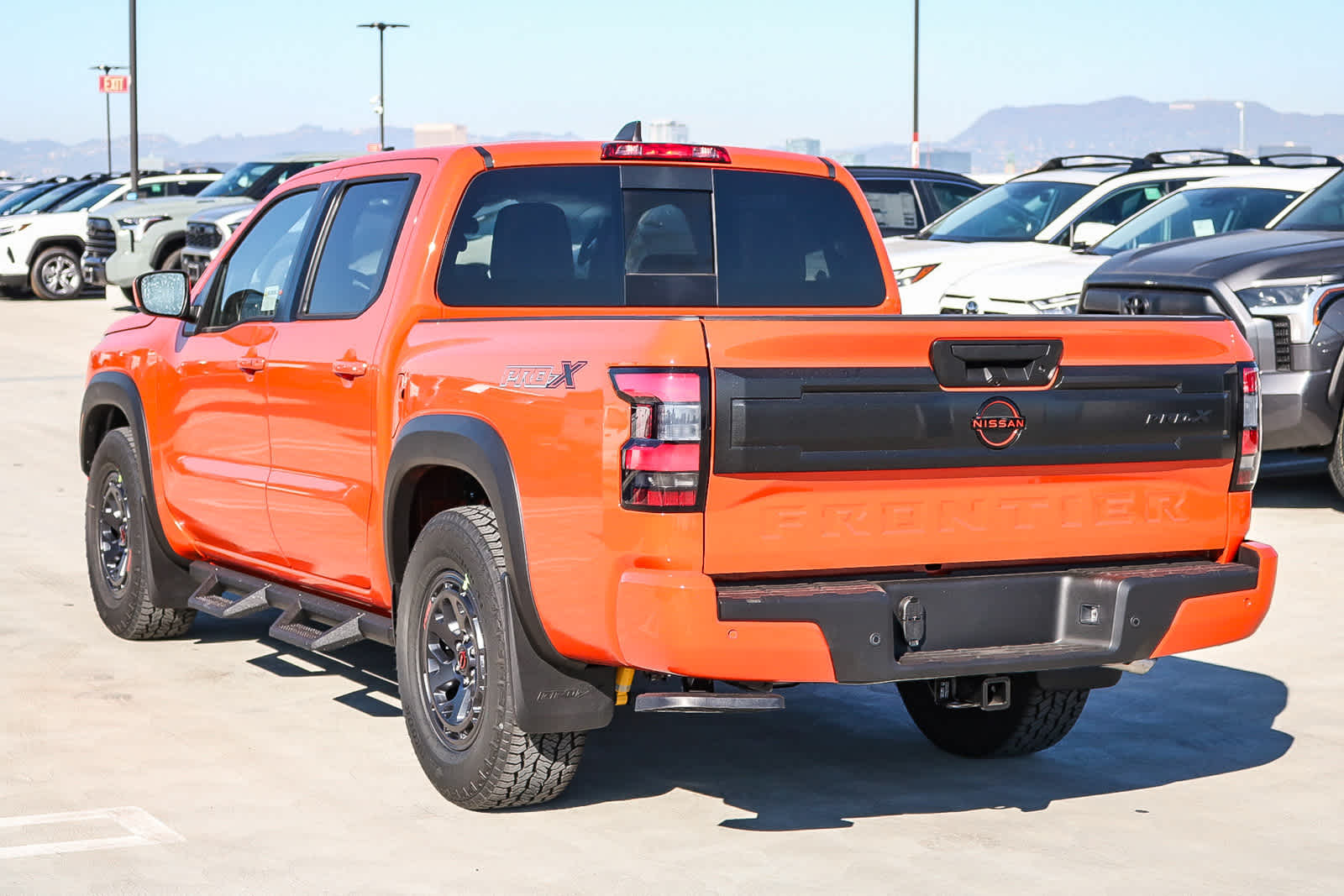 Thumbnail: 2026 Nissan Frontier - 9