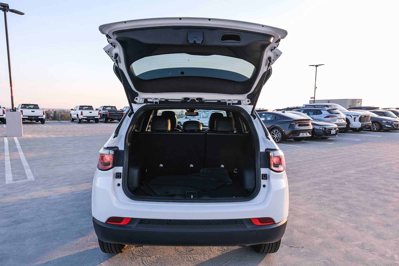 Thumbnail: 2025 Jeep Compass - 27