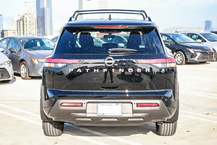 Thumbnail: 2025 Nissan Pathfinder - 7