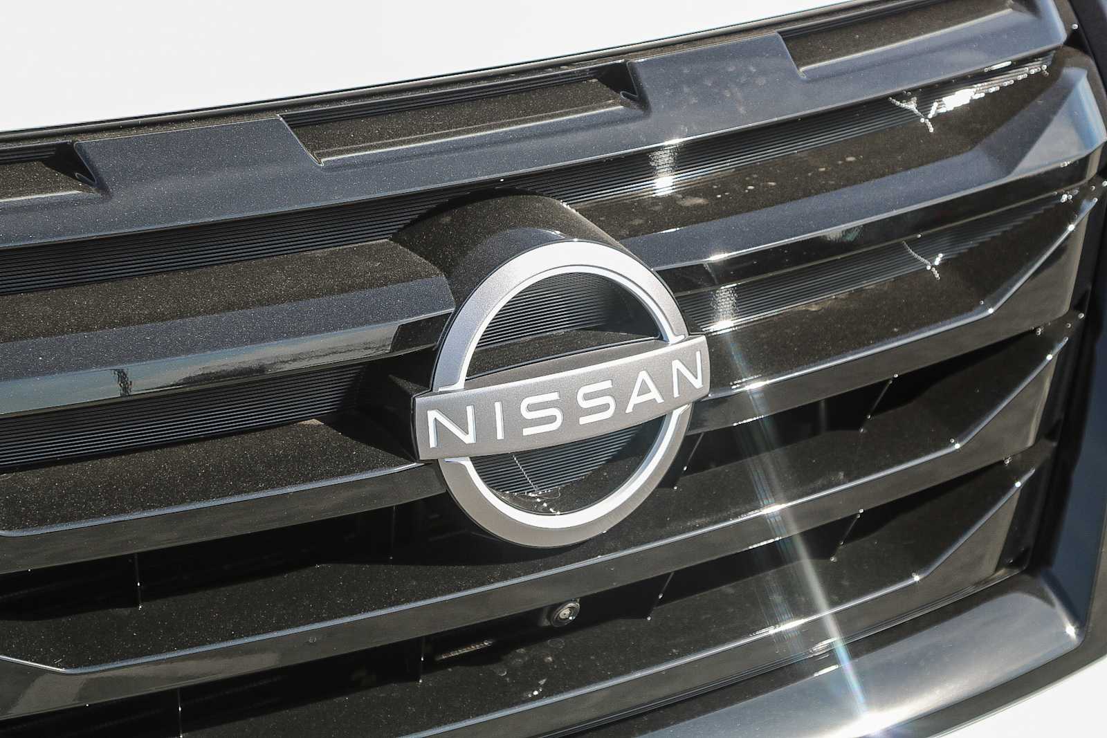 Thumbnail: 2025 Nissan Pathfinder - 5