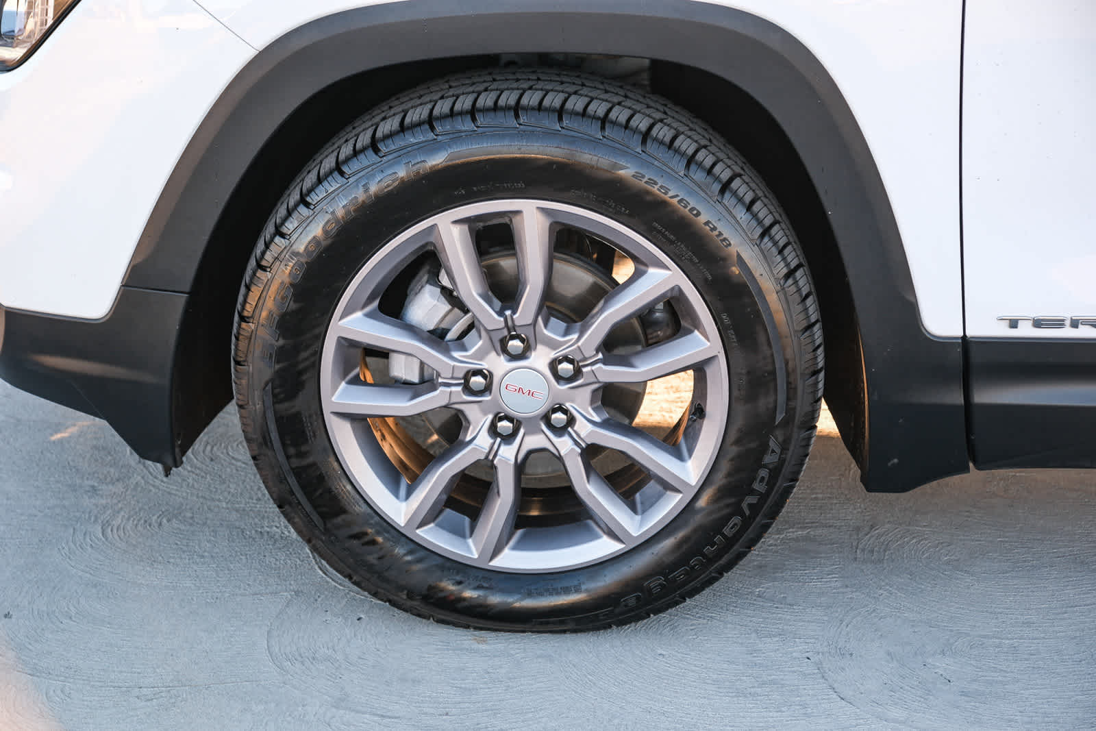 Thumbnail: 2024 GMC Terrain - 10