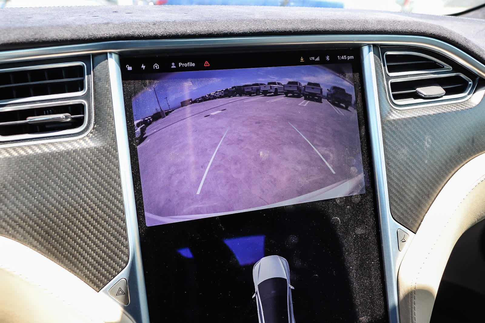 Thumbnail: 2015 Tesla Model S - 20