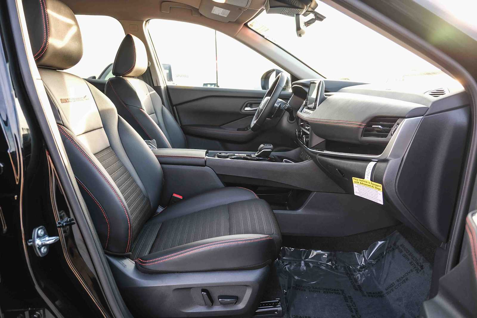 Thumbnail: 2025 Nissan Rogue - 18