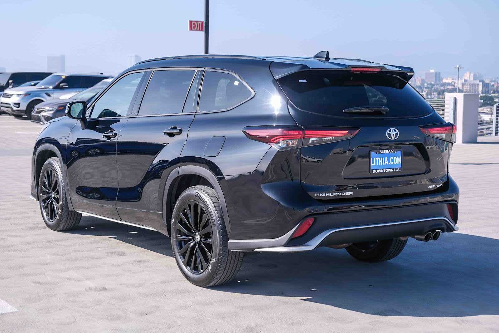 Thumbnail: 2025 Toyota Highlander - 6