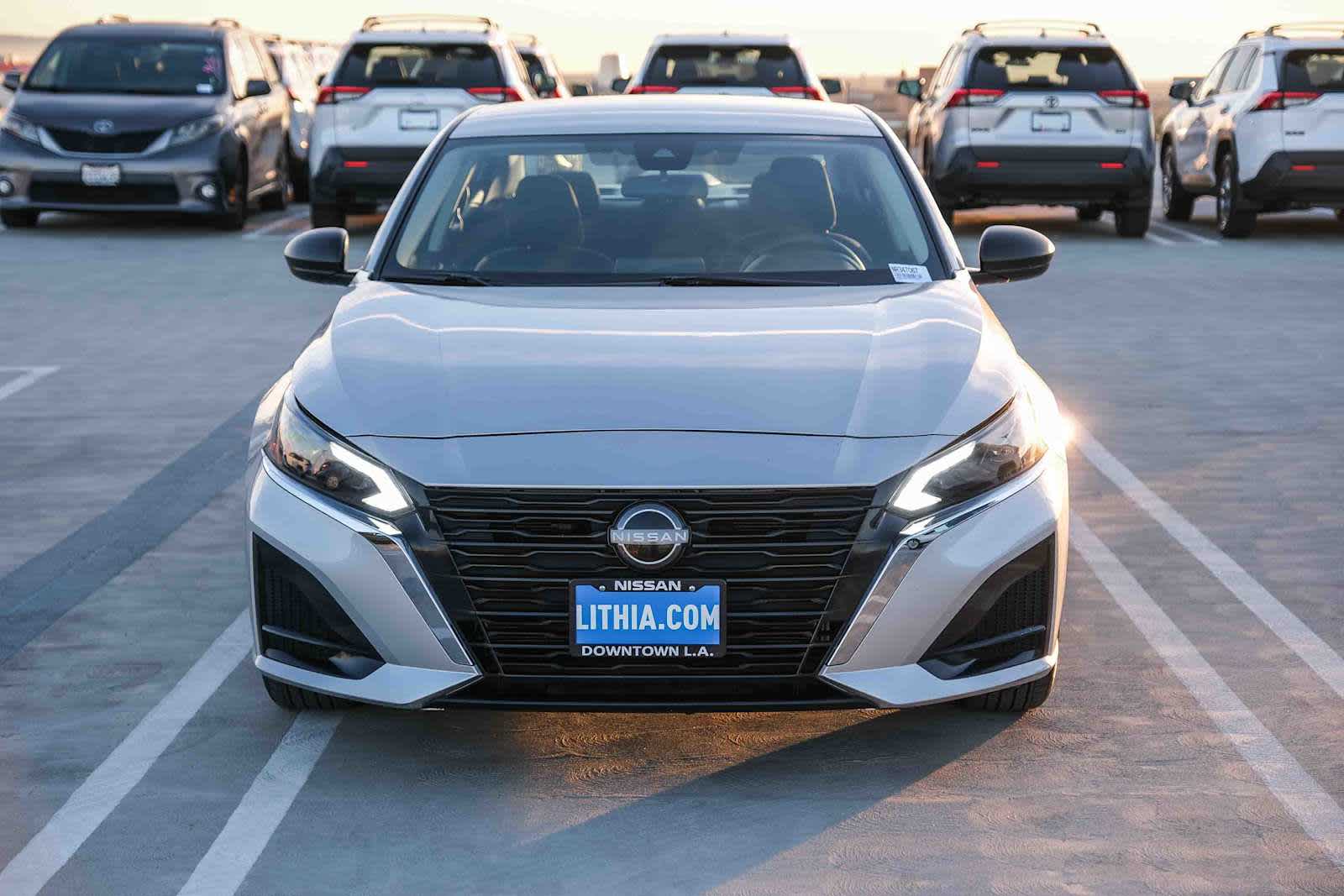 Thumbnail: 2024 Nissan Altima - 3