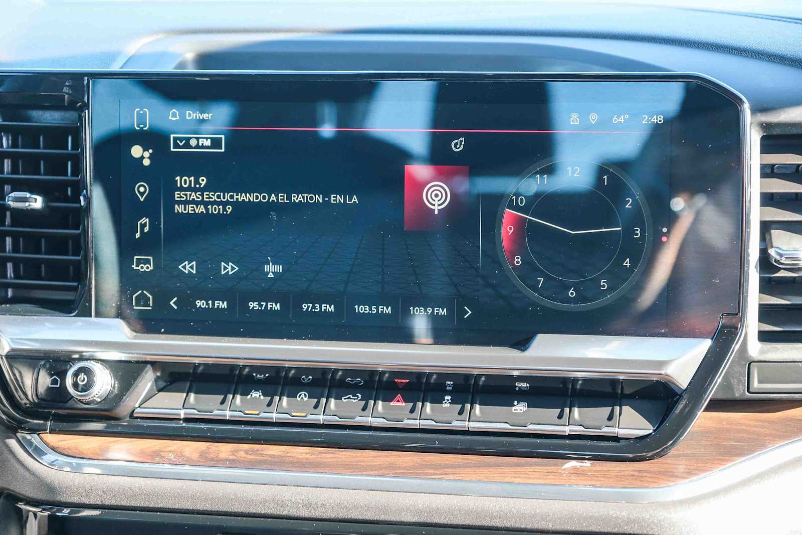 Thumbnail: 2024 GMC Sierra 1500 - 14